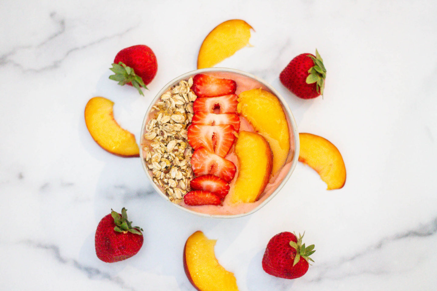 Peach and Strawberry Smoothie Bowl 